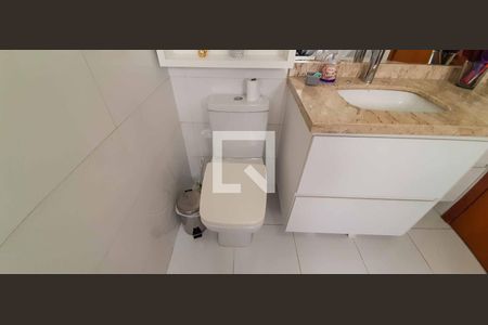 Casa à venda com 182m², 3 quartos e 2 vagasBanheiro da Suíte 1