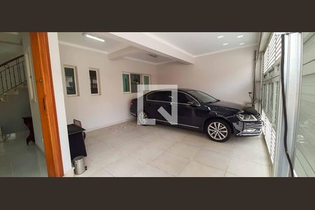 Casa à venda com 182m², 3 quartos e 2 vagasGaragem
