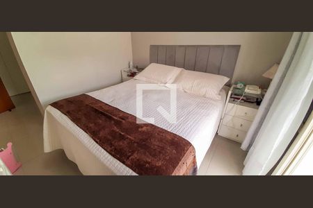 Casa à venda com 182m², 3 quartos e 2 vagasSuíte 1