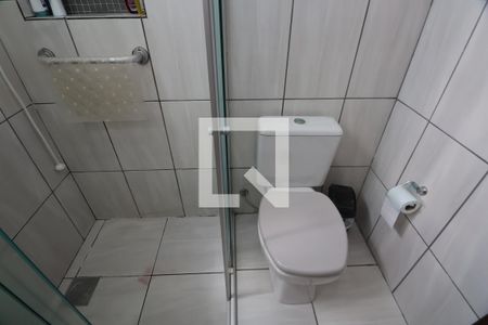 Casa à venda com 235m², 4 quartos e 6 vagasBanheiro suíte 