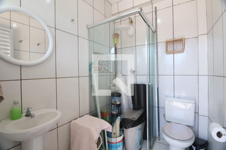 Casa à venda com 235m², 4 quartos e 6 vagasBanheiro - serviço