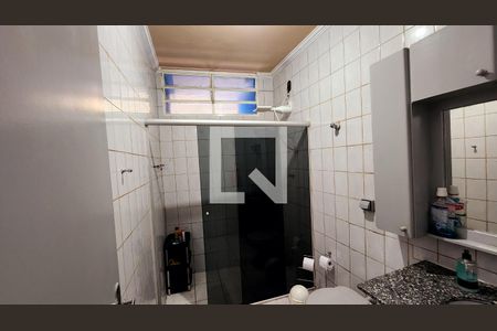 Casa à venda com 182m², 3 quartos e 4 vagas Casa à venda com 182m², 3 quartos e 4 vagasBanheiro