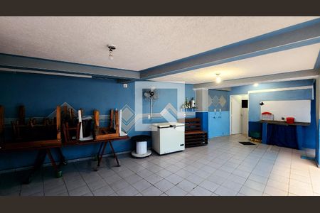 Casa à venda com 182m², 3 quartos e 4 vagas Casa à venda com 182m², 3 quartos e 4 vagasSalão de Festas