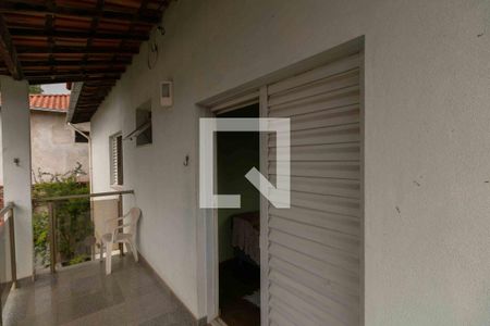 Casa à venda com 300m², 4 quartos e 3 vagasVaranda Quarto 1