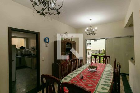 Casa à venda com 300m², 4 quartos e 3 vagasSala de Jantar