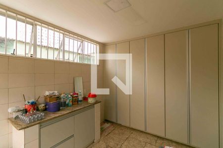 Casa à venda com 300m², 4 quartos e 3 vagasÁrea de Serviço