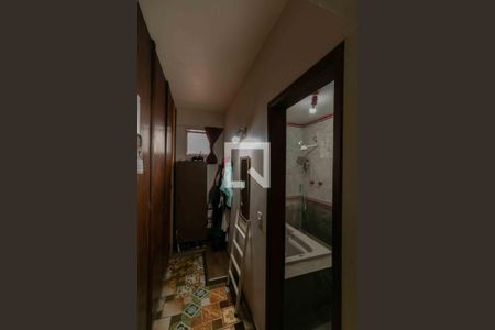 Casa à venda com 300m², 4 quartos e 3 vagasCloset Quarto 4 Suite