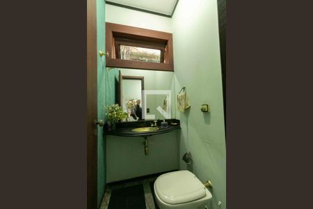 Casa à venda com 300m², 4 quartos e 3 vagasLavabo