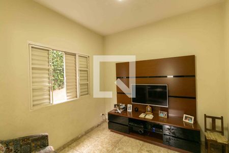 Casa à venda com 300m², 4 quartos e 3 vagasSala de TV 1