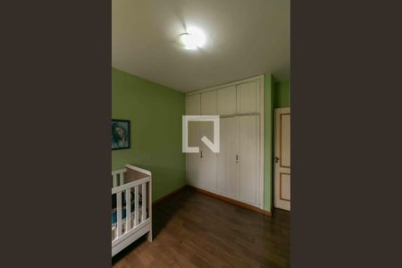 Casa à venda com 300m², 4 quartos e 3 vagasQuarto 2