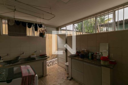 Casa à venda com 300m², 4 quartos e 3 vagasÁrea de Serviço