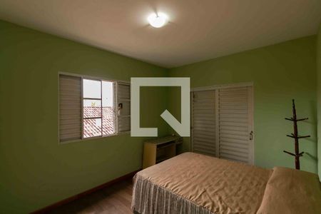 Casa à venda com 300m², 4 quartos e 3 vagasQuarto 1