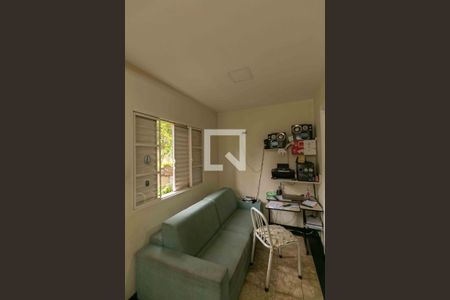 Casa à venda com 300m², 4 quartos e 3 vagasEscritório