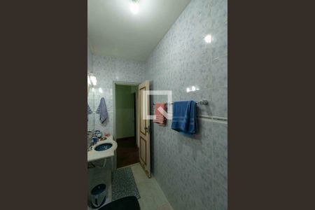 Casa à venda com 300m², 4 quartos e 3 vagasBanheiro Social