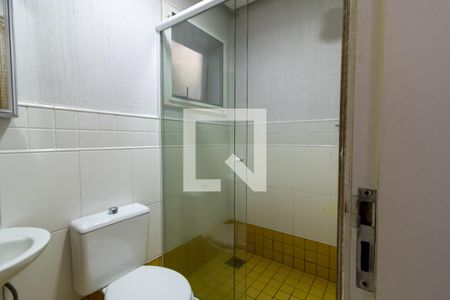 Casa de condomínio para alugar com 500m², 5 quartos e 4 vagas Casa de condomínio para alugar com 500m², 5 quartos e 4 vagasBanheiro de serviço