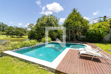 Casa de condomínio para alugar com 500m², 5 quartos e 4 vagas Casa de condomínio para alugar com 500m², 5 quartos e 4 vagasPiscina