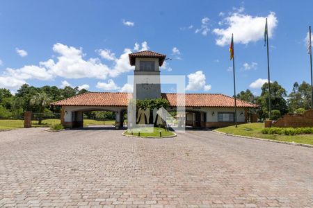 Casa de condomínio para alugar com 500m², 5 quartos e 4 vagas Casa de condomínio para alugar com 500m², 5 quartos e 4 vagasFachada