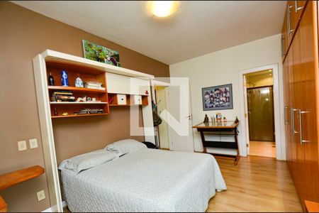 Casa à venda com 750m², 4 quartos e 6 vagasSuite1