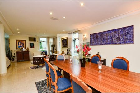 Sala de casa à venda com 4 quartos, 750m² em Mangabeiras, Belo Horizonte