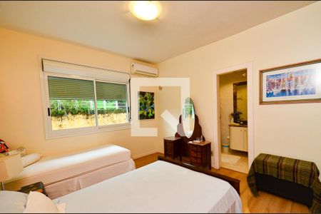 Casa à venda com 750m², 4 quartos e 6 vagasQuarto4/suite