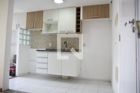 Apartamento à venda com 49m², 2 quartos e 1 vagaCozinha