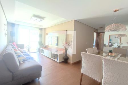 Sala  de apartamento para alugar com 2 quartos, 69m² em Taquara, Rio de Janeiro