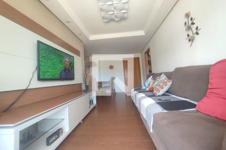 Sala  de apartamento para alugar com 2 quartos, 69m² em Taquara, Rio de Janeiro