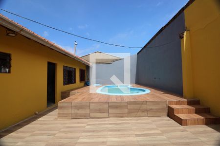 Casa à venda com 100m², 2 quartos e 1 vagaarea externa e piscina 