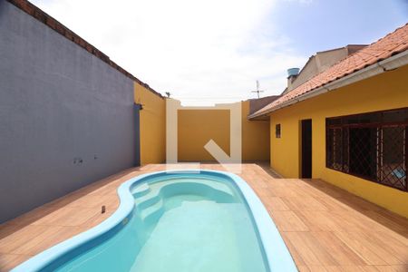 Casa à venda com 100m², 2 quartos e 1 vagaarea externa e piscina 