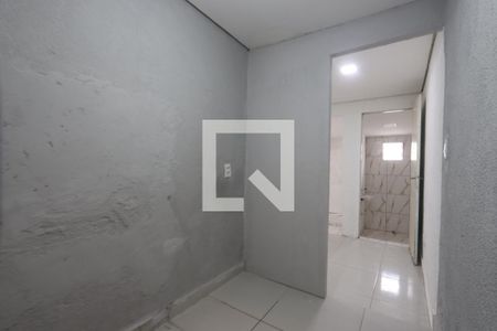 Suíte de casa para alugar com 2 quartos, 30m² em Jardim Guiomar, São Paulo