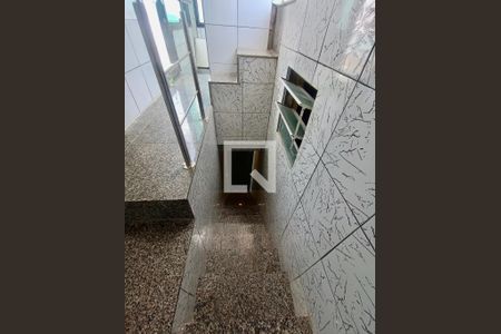 Apartamento à venda com 360m², 2 quartos e 1 vagaEscada a Cobertura 2