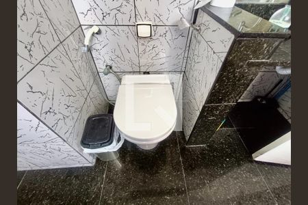 Apartamento à venda com 360m², 2 quartos e 1 vagaBanheiro social