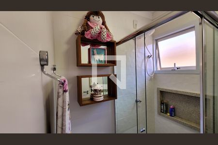 Casa à venda com 111m², 3 quartos e 2 vagasBanheiro