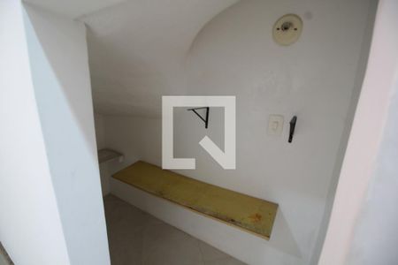 Casa de condomínio para alugar com 200m², 4 quartos e 4 vagasQuarto 4 - Suíte