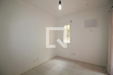 Quarto 2 de casa de condomínio para alugar com 4 quartos, 200m² em Jacarepaguá, Rio de Janeiro