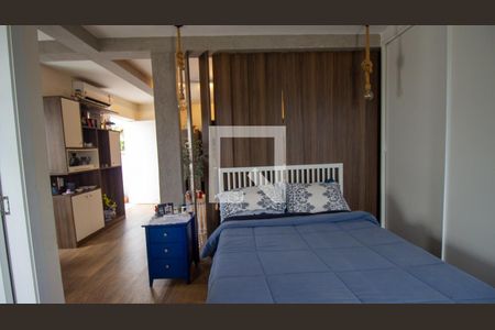 Casa de condomínio à venda com 400m², 4 quartos e 3 vagasEdícula