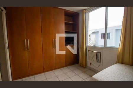 Casa de condomínio à venda com 400m², 4 quartos e 3 vagasQuarto 2
