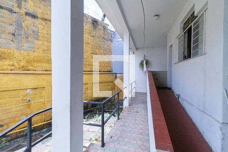 Casa à venda com 280m², 3 quartos e 3 vagas Casa à venda com 280m², 3 quartos e 3 vagasQuintal