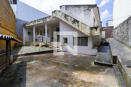 Casa à venda com 280m², 3 quartos e 3 vagas Casa à venda com 280m², 3 quartos e 3 vagasQuintal