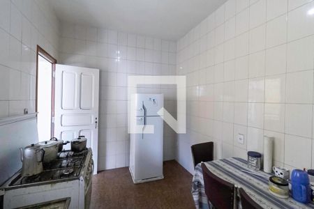 Casa à venda com 280m², 3 quartos e 3 vagas Casa à venda com 280m², 3 quartos e 3 vagasCozinha