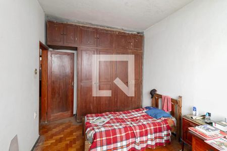 Casa à venda com 280m², 3 quartos e 3 vagas Casa à venda com 280m², 3 quartos e 3 vagasQuarto 3