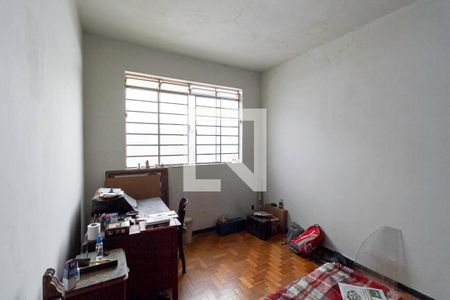 Casa à venda com 280m², 3 quartos e 3 vagas Casa à venda com 280m², 3 quartos e 3 vagasQuarto 3