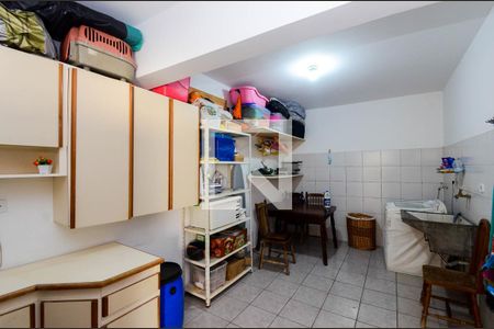 Casa para alugar com 352m², 3 quartos e 8 vagasÁrea de Serviço