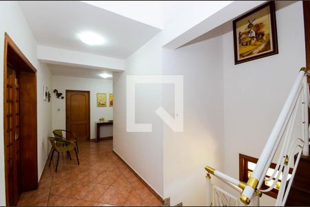 Casa para alugar com 352m², 3 quartos e 8 vagasCorredor