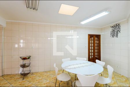 Casa para alugar com 352m², 3 quartos e 8 vagasCozinha