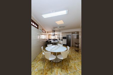 Casa para alugar com 352m², 3 quartos e 8 vagasCozinha