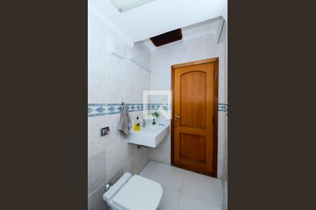 Casa para alugar com 352m², 3 quartos e 8 vagasLavabo