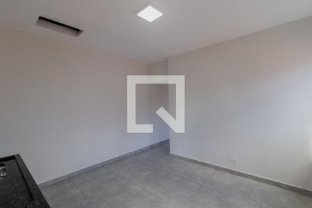 Cozinha de casa para alugar com 1 quarto, 37m² em Parque Boturussu, São Paulo