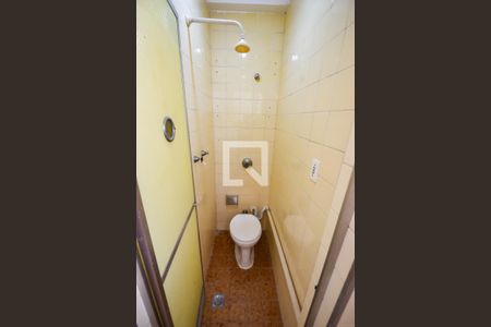 Apartamento para alugar com 80m², 4 quartos e 1 vaga Apartamento para alugar com 80m², 4 quartos e 1 vagaBanheiro de Serviço