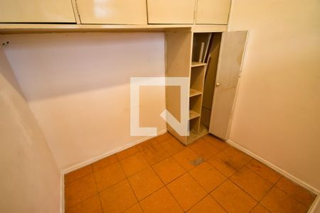 Apartamento para alugar com 80m², 4 quartos e 1 vaga Apartamento para alugar com 80m², 4 quartos e 1 vagaQuarto de Serviço